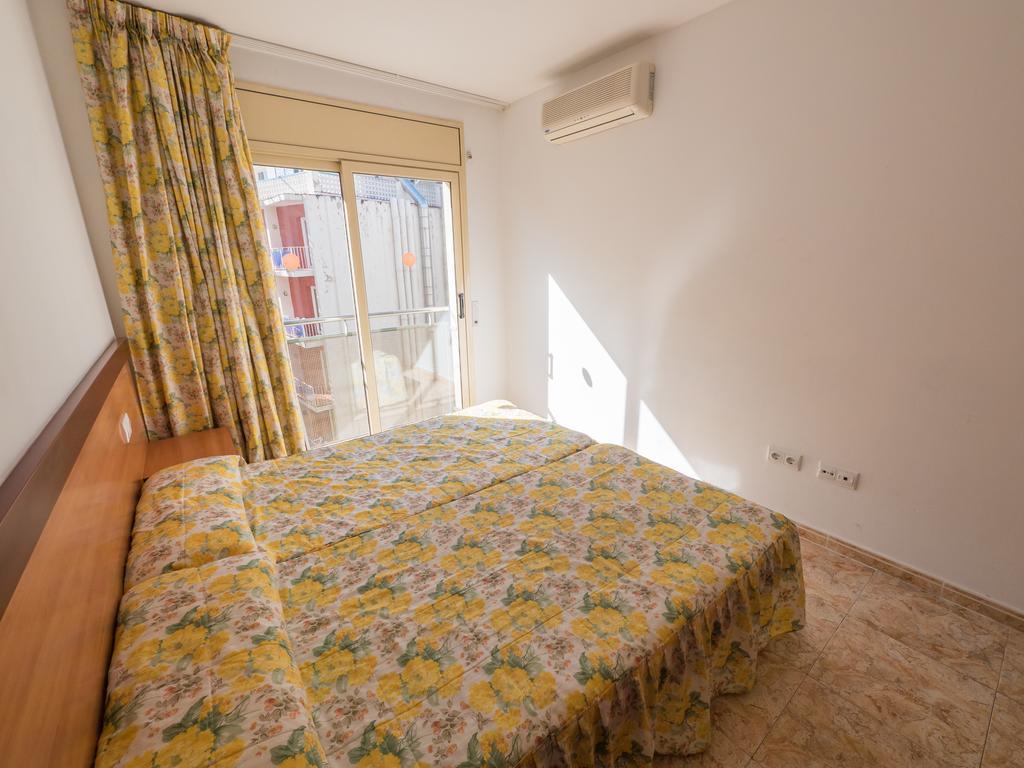 Apartaments Ar Easy Santa Anna II Lloret de Mar Bagian luar foto
